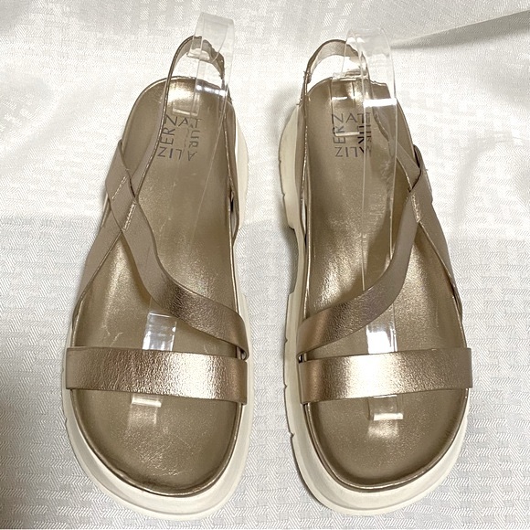 NATURALIZER JUBALEE METALLIC SANDALS - Picture 3 of 11